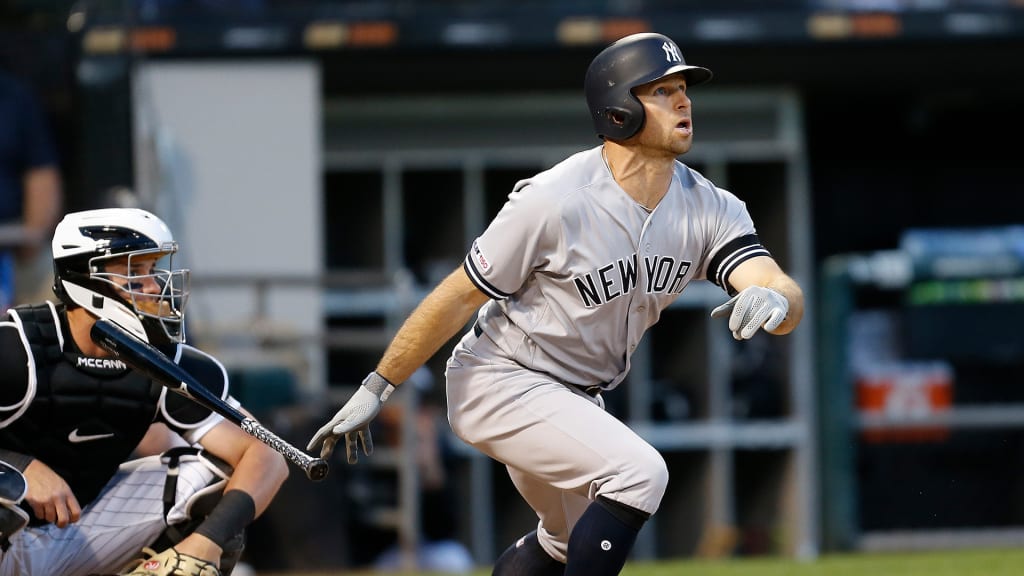 Brett Gardner is back with the New York Yankees, what's his role?