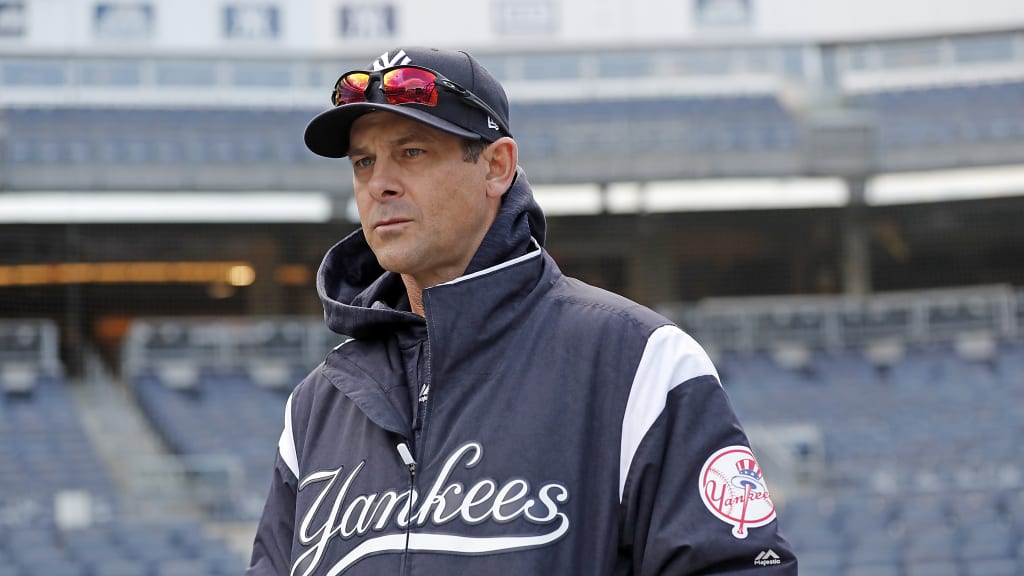 New York Yankees fans can't comprehend manager Aaron Boone's