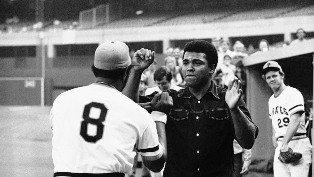 National Baseball Hall of Fame and Museum ⚾ on X: #OTD in 1978, the @ Pirates Willie Stargell hit the longest home run in the history of  Montreal's Olympic Stadium – a blast