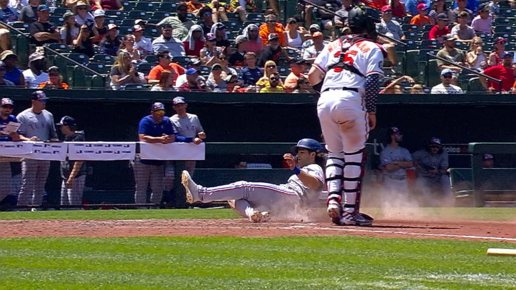 Mariners climb out of an early 5-run hole to beat the Rays 7-6