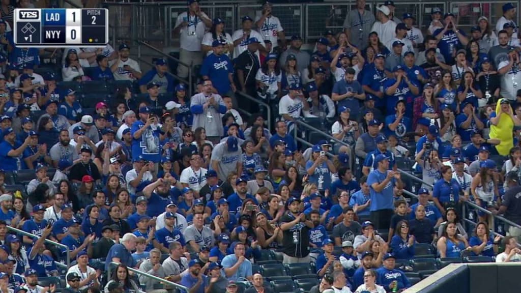 The Dodgers transformed their dugout into a 1980s break-dance circle