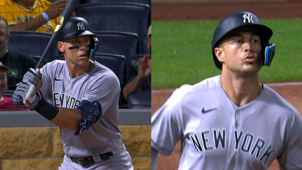 Giancarlo Stanton's home run leaves Yankees fans in awe after