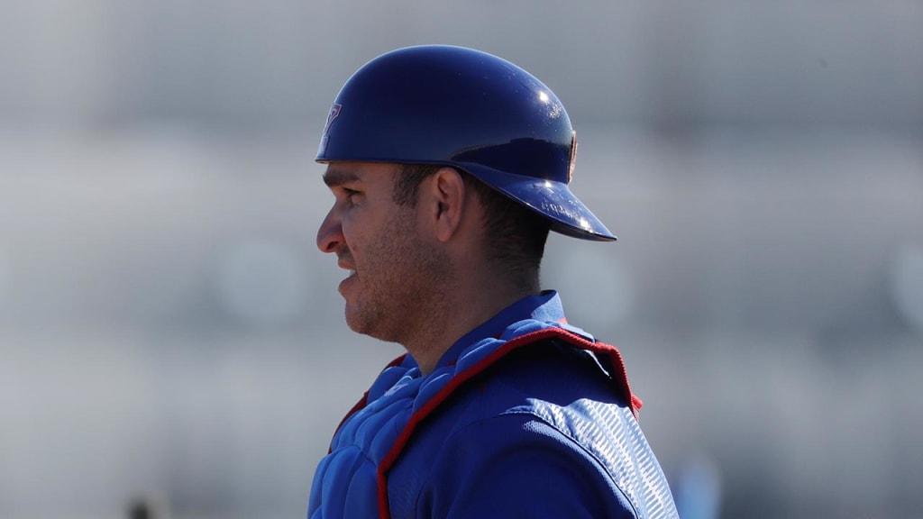 Miguel Montero: Toronto Blue Jays acquire Chicago Cubs catcher