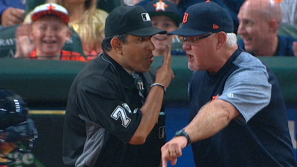 As Cabrera takes his final swings, Tigers legend Alan Trammell