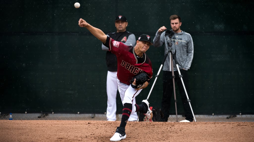 SCOTTSDALE, ARIZONA - FEBRUARY 14: Workouts. (Photo by Sarah Sachs/Arizona Diamondbacks)