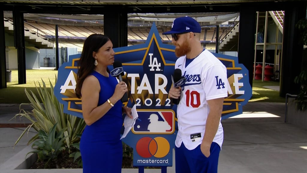 Dodgers did their team dress-up for 2022, which continues to be