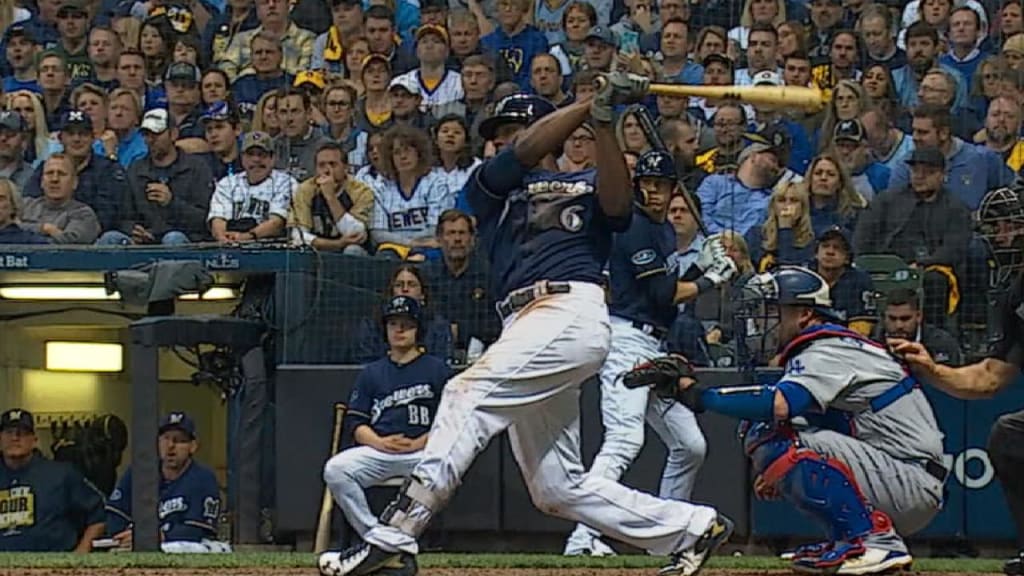Cain notches 3 hits, nice grab