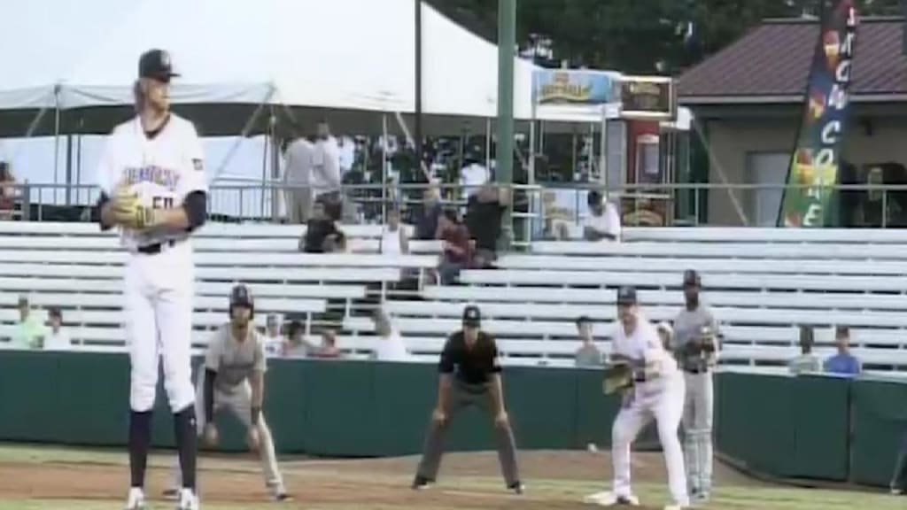 Top Prospects: Paddack, SD