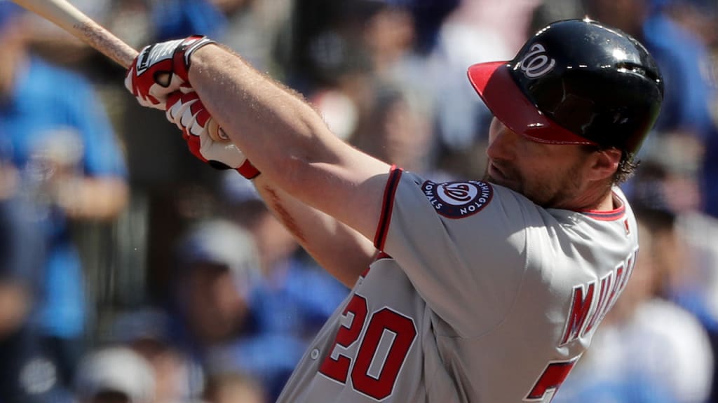 Daniel Murphy's RBI single highlighted a first inning in which the Nationals made Clayton Kershaw throw 27 pitches. (AP)