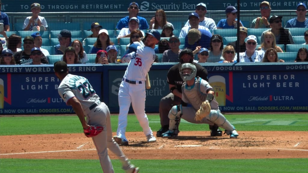 Dodgers star Cody Bellinger sounds off on Joey Gallo trade after disastrous  Yankees season