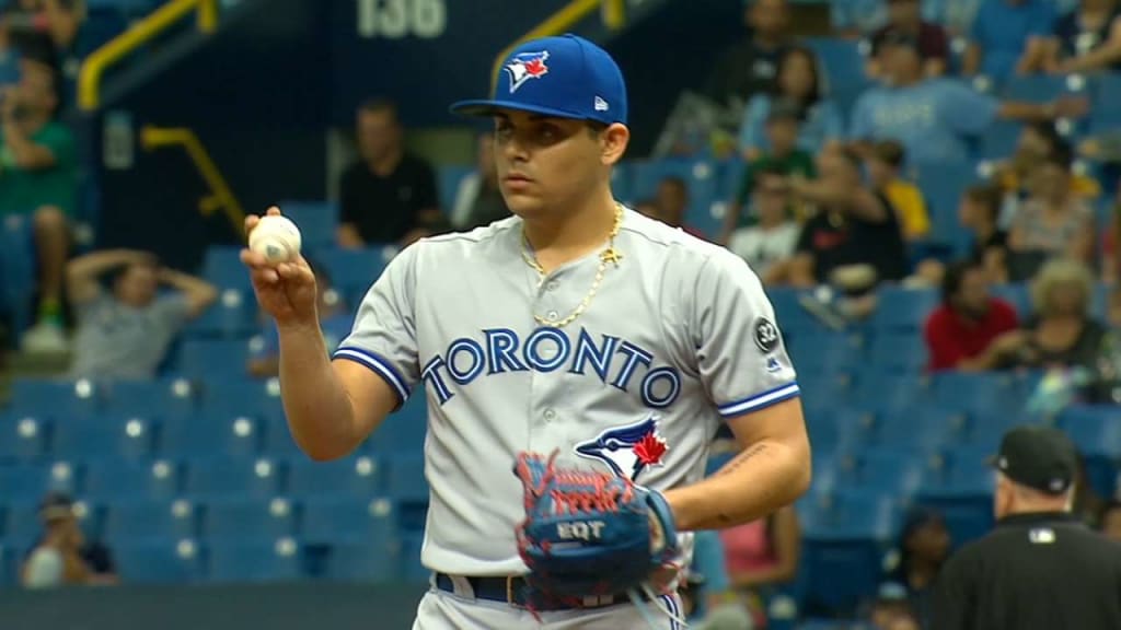 MLB notebook: Astros trade Ken Giles to Blue Jays for Roberto Osuna