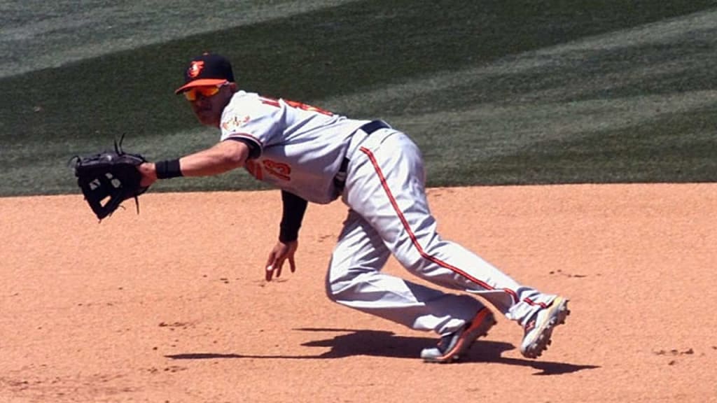 Orioles 3B Manny Machado to have knee surgery
