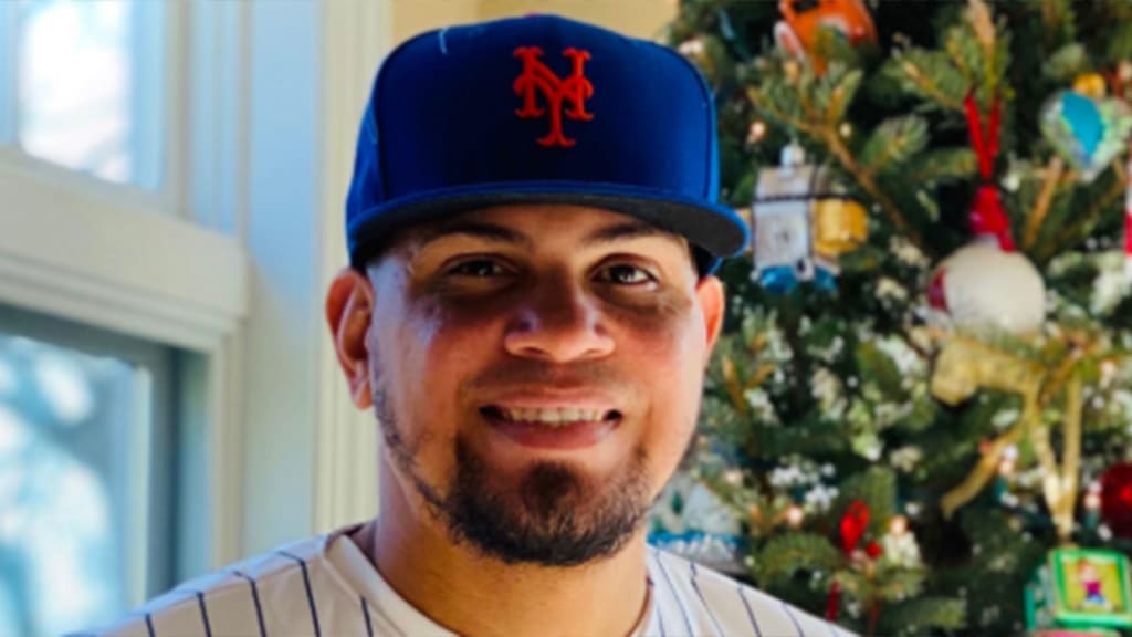 Dellin Betances firma contrato de liga menor con los Dodgers