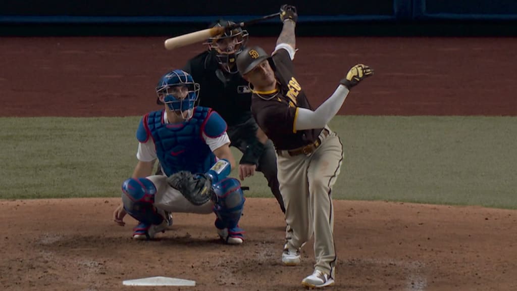 Photos: Mookie Betts robs a home run as Dodgers punch ticket to the World  Series