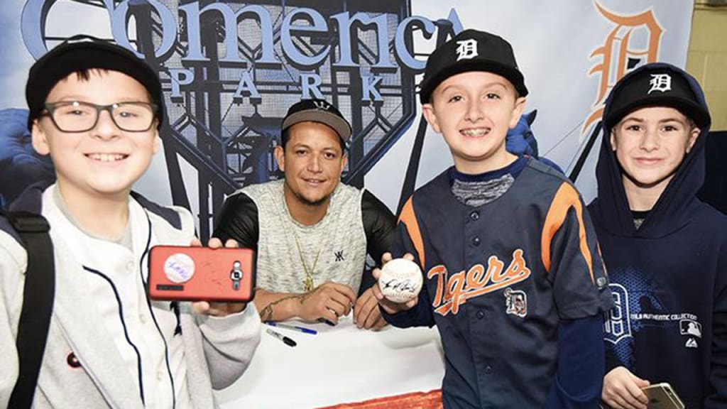 Miguel Cabrera will be in attendance this year at TigerFest. (Tigers Twitter)