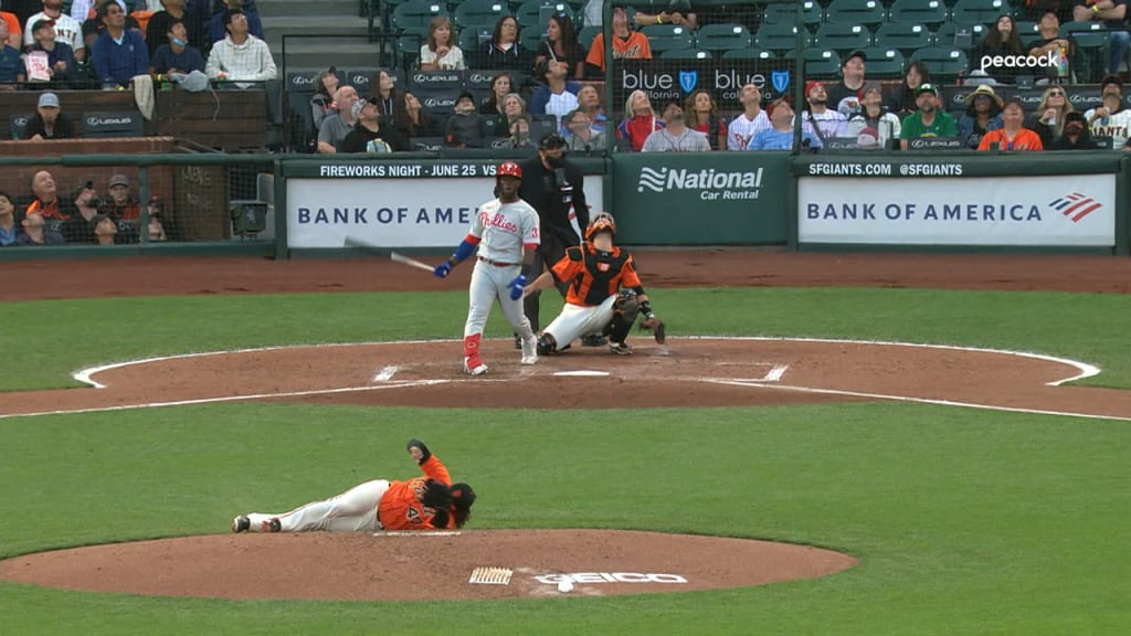 Report: Johnny Cueto headed to disabled list with strained lat