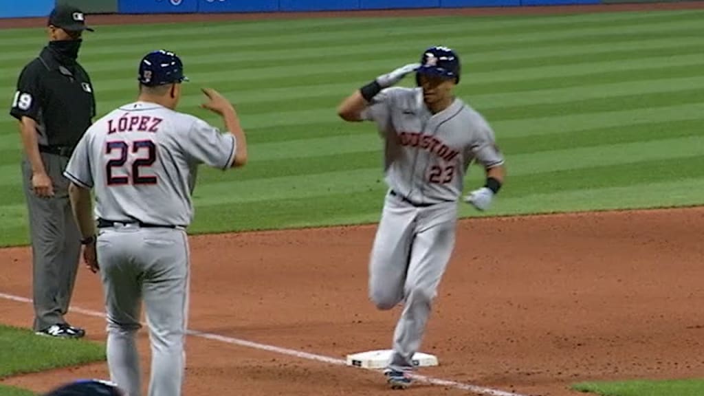 Jose Altuve hits walk off grand slam in extra innings