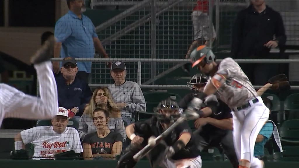 Brewers draft SS Zamora No. 53