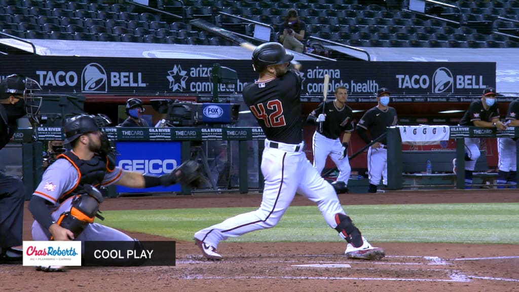 Christian Walker's two-run homer