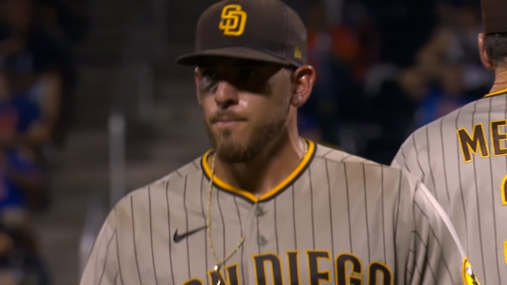 Padres pitcher Joe Musgrove signs 5-year contract extension 