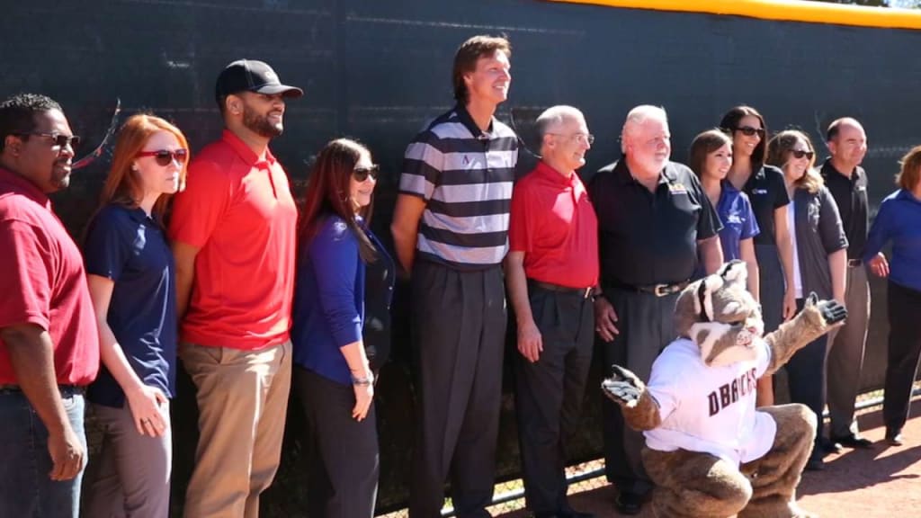 D-backs dedicate field in Payson