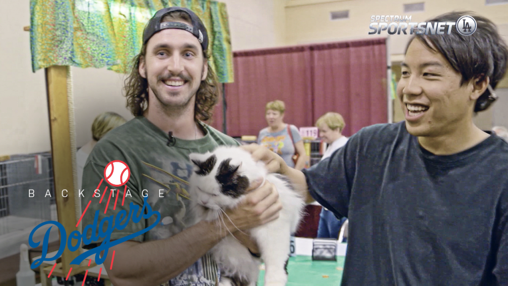 It's safe to say Tony Gonsolin REALLY likes cats. 😹 Find out the