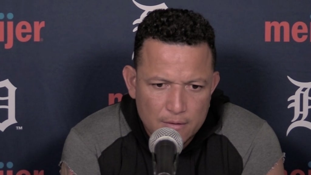 Very emotional': Blue Jays' top prospect meets idol Miguel Cabrera