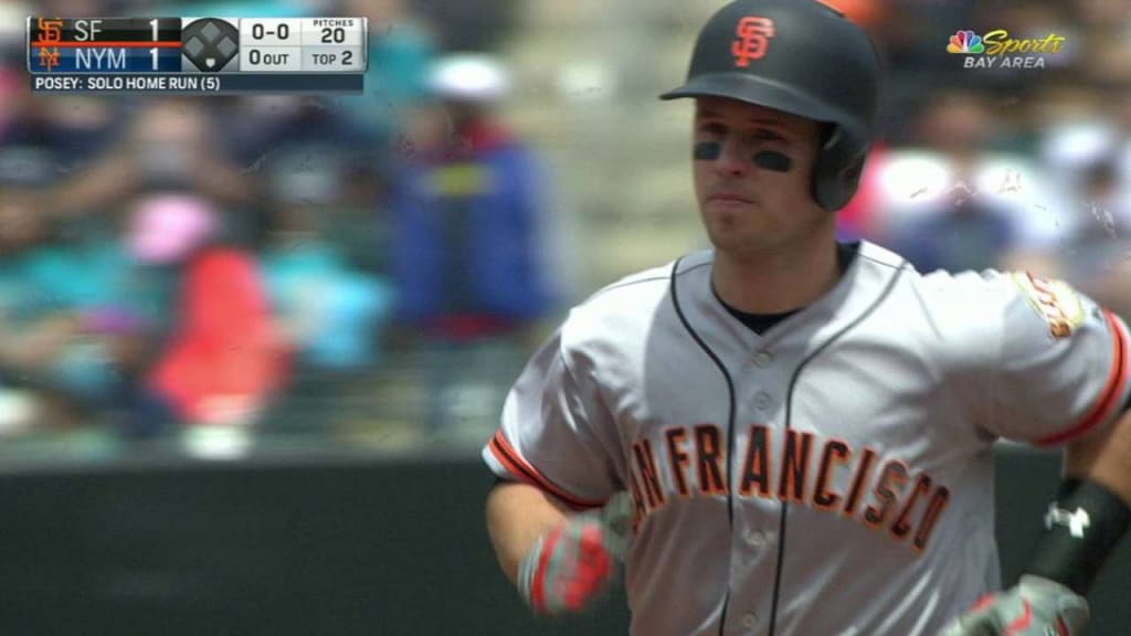 Giants' Christian Arroyo hits first homer in memorable win