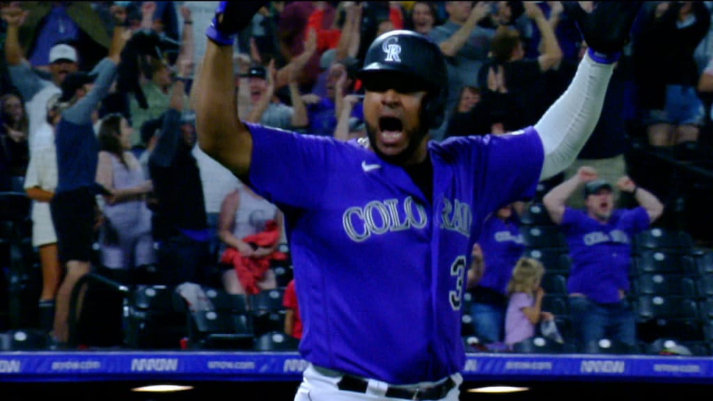 Elias Diaz's walk-off single lifts Rockies to 3-2 win over Cardinals – The  Denver Post