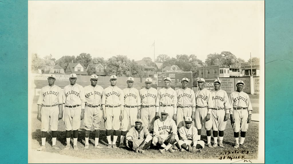 Photograph by James E. Miller. Courtesy National Baseball Hall of Fame and Museum.