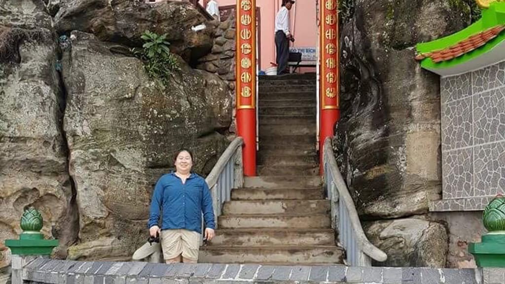 Ngoc Do explores Vietnam.