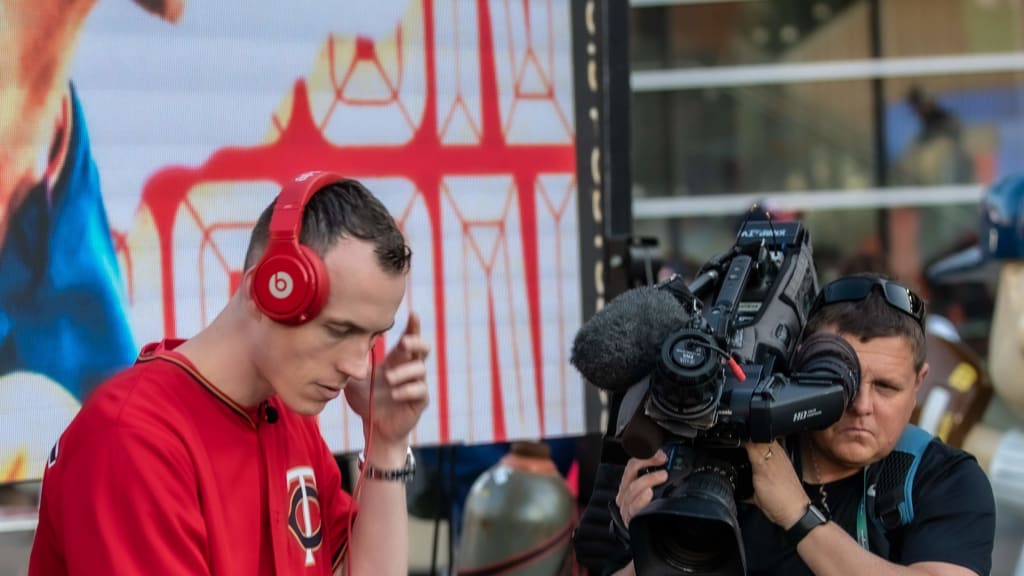 DJ Skee at Target Field