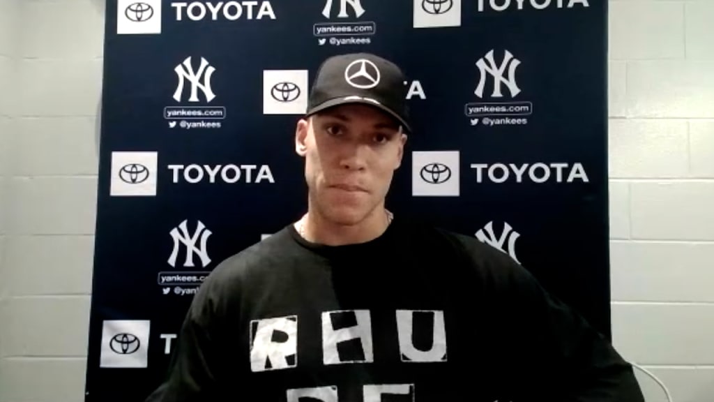 Aaron Judge on Jose Altuve-like jersey tug: 'Pretty chilly' park