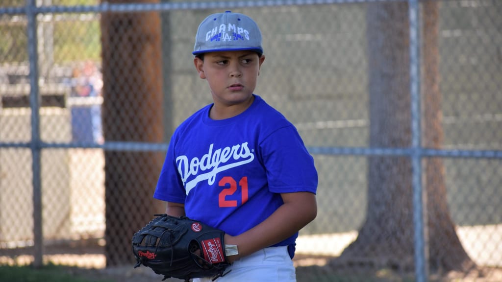 Dodgers Neighborhood Camps