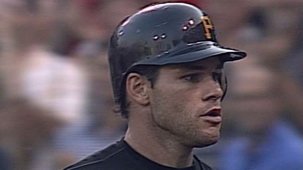 Adam Hyzdu a Pirates cult hero