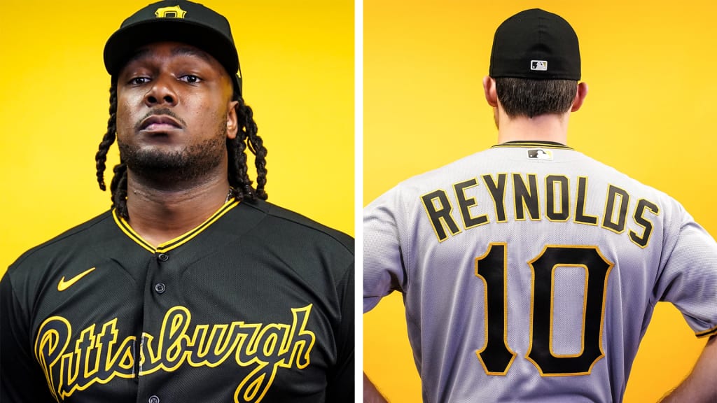 Pirates unveil new black alternate jersey with 'Pittsburgh' script