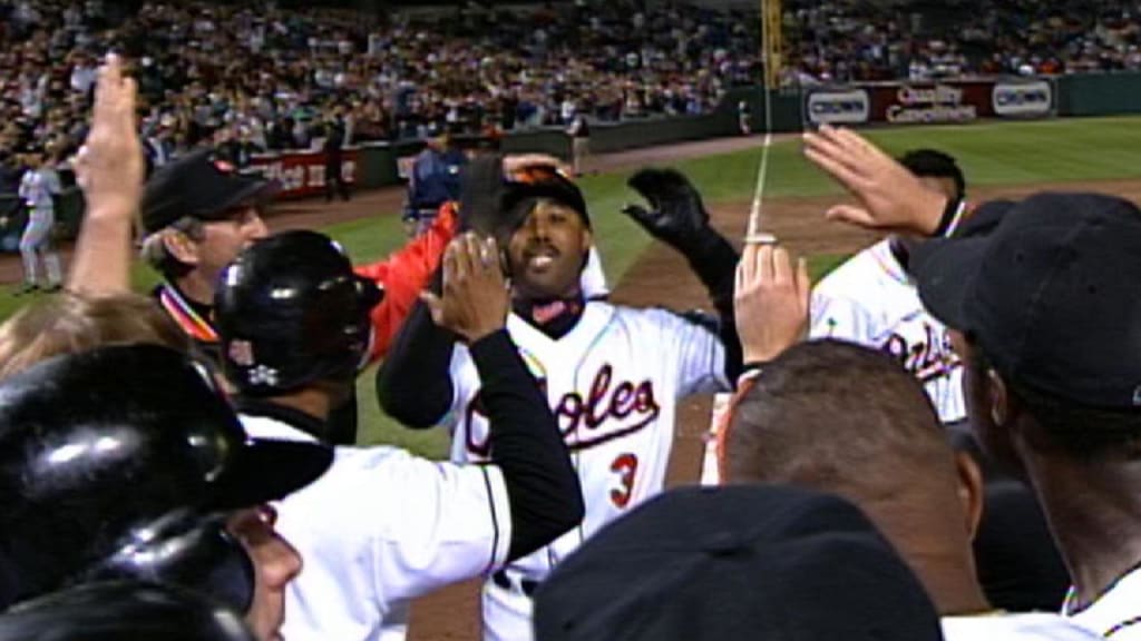 Baines' walk-off grand slam