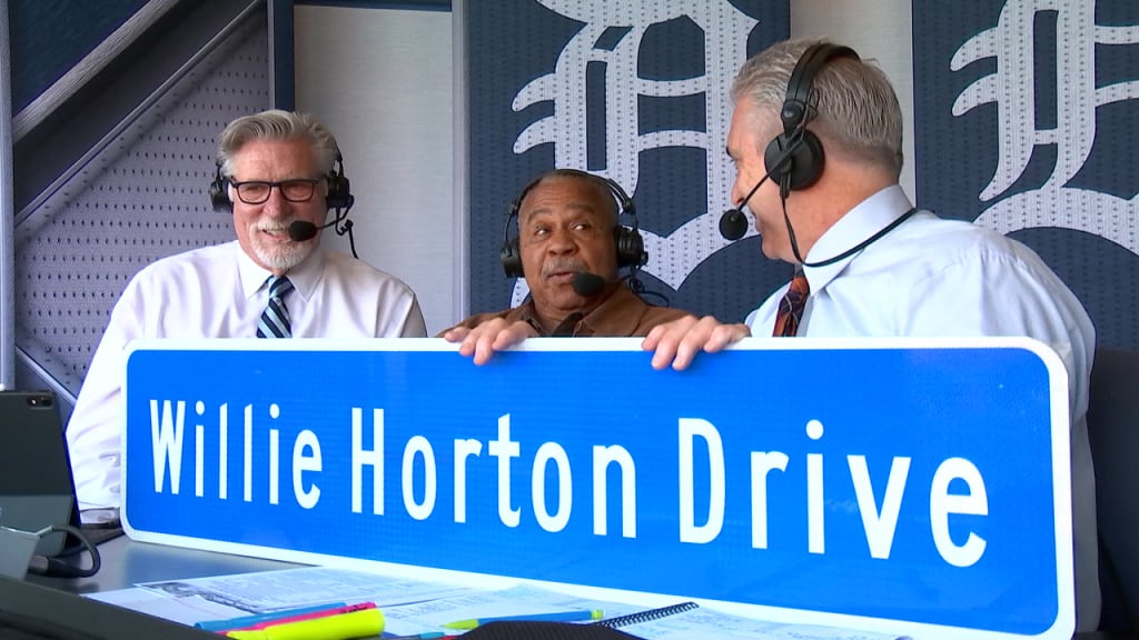 The Sporting Statues Project: Willie Horton: Detroit Tigers, Comerica Park,  Detroit, MI