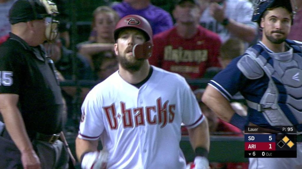 Souza Jr.'s walk in the 6th