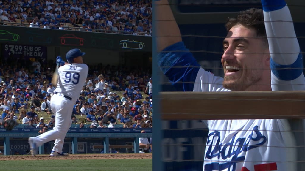 Hyun-Jin Ryu's first career homer