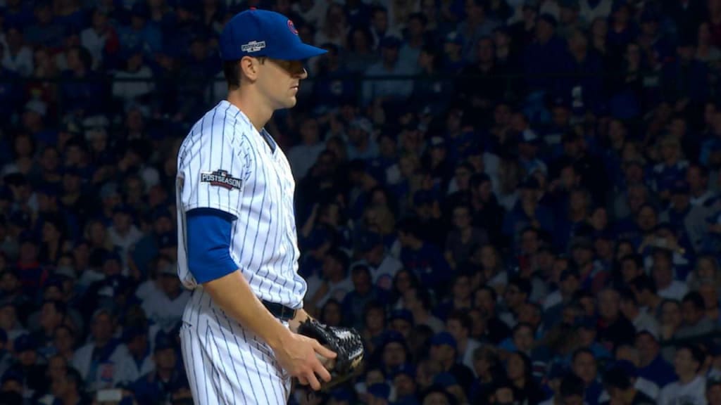 Hendricks holds Dodgers to a run