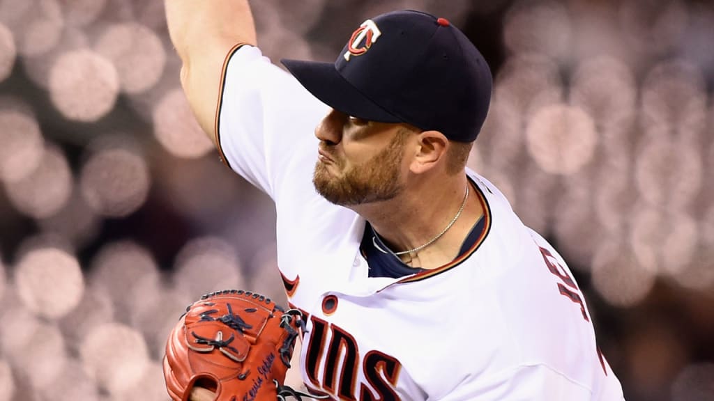 Kevin Jepsen has four losses and a 5.40 ERA as the Twins' closer with Glen Perkins sidelined by an injury. (Getty)