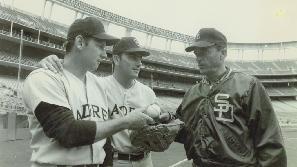 The 1974 Washington Padres' uniform - Sports Logo News - Chris