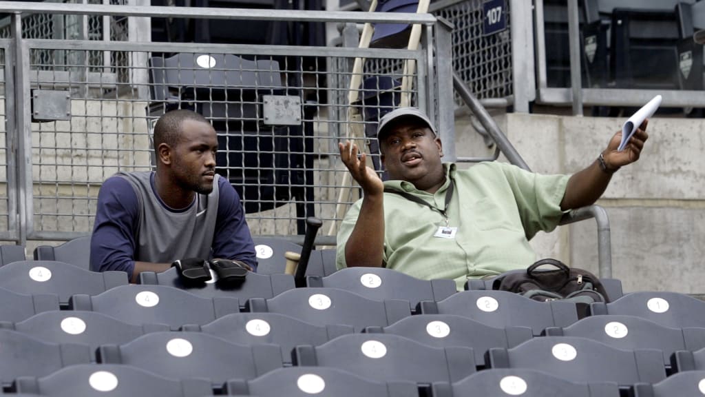 Tony Gwynn Jr. and Chris Gwynn will be a part of the Soul Pose yoga session on July 9. (AP)