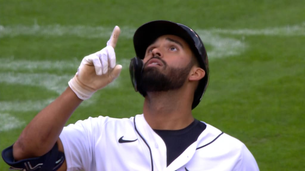 Riley Greene hits 448-foot home run off Shohei Ohtani