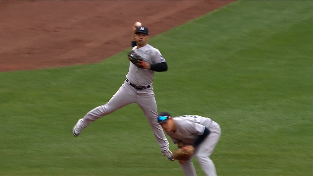 Gleyber Torres moves back to second base