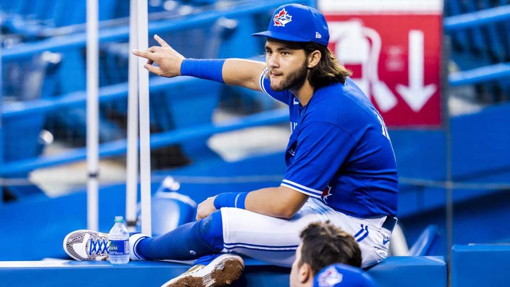 The Blue Jays HILARIOUSLY imitate Bo Bichette's hair flip! 