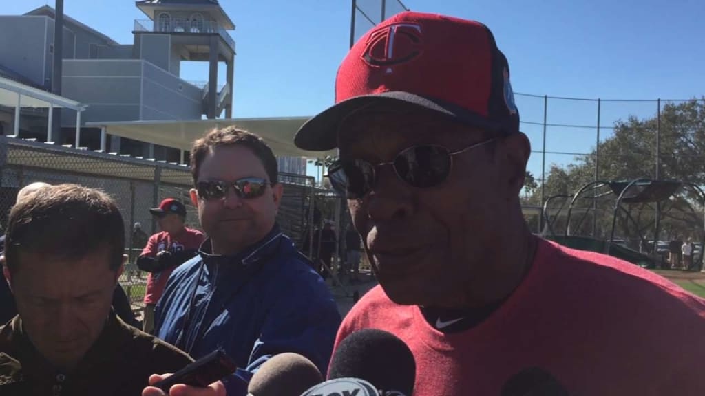 Baseball Hall of Famer Rod Carew tears up while his daughter