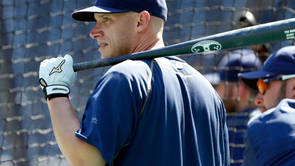 Clint Barmes batted .232 in 98 games with the Padres last season. (AP)