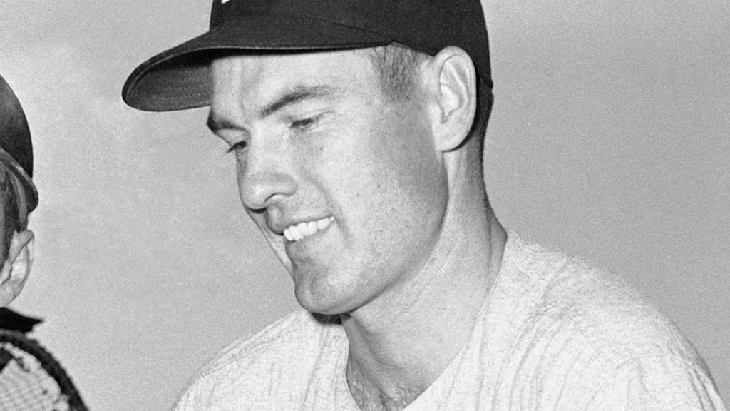 The Chicago Cubs are saddened to learn of the death of former